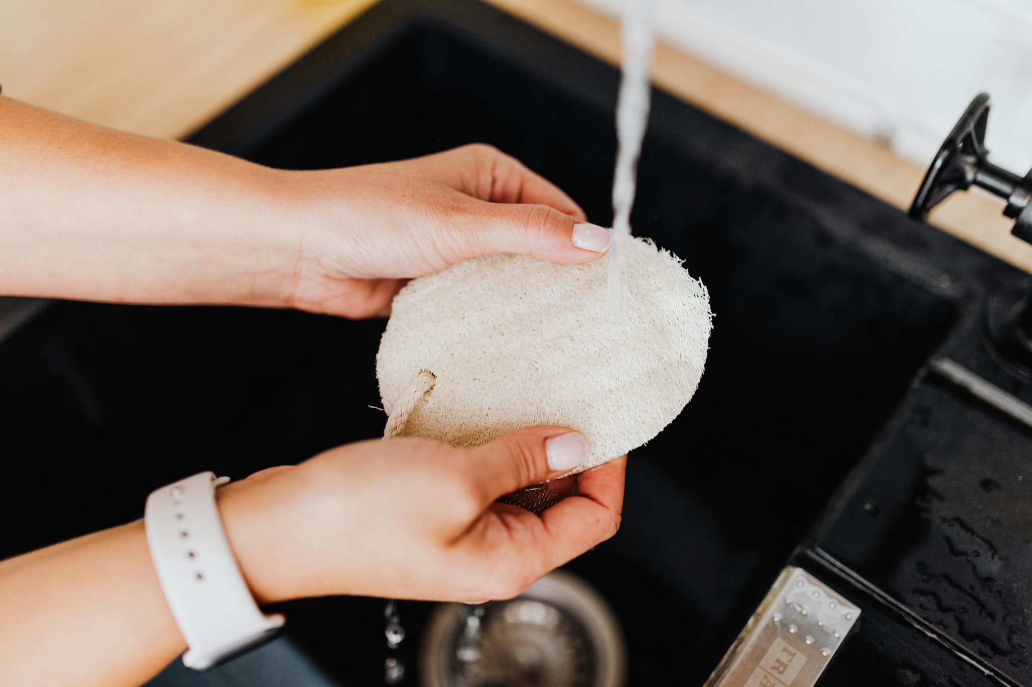 How to Clean a Loofah for Safe and Hygienic Body Care