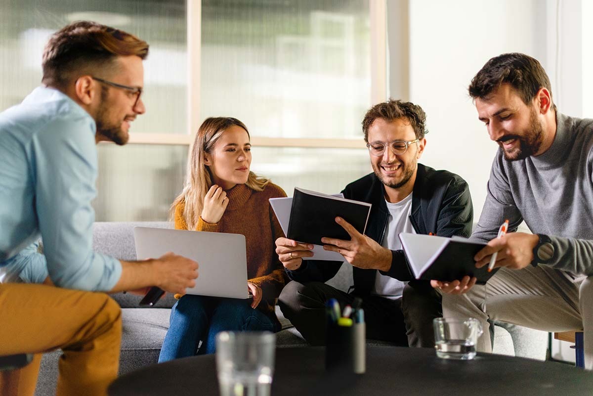 Contract Management. Support for FAR and DFARS Compliance