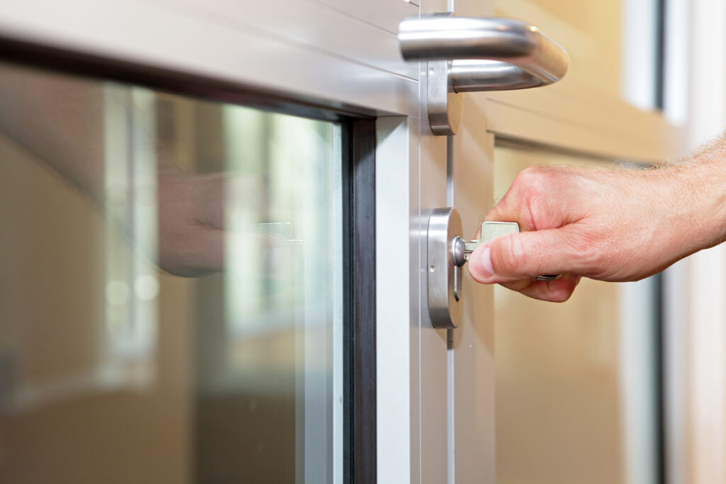 Grainger vs. Specialist Suppliers for Commercial Door Hardware: 7 Compared