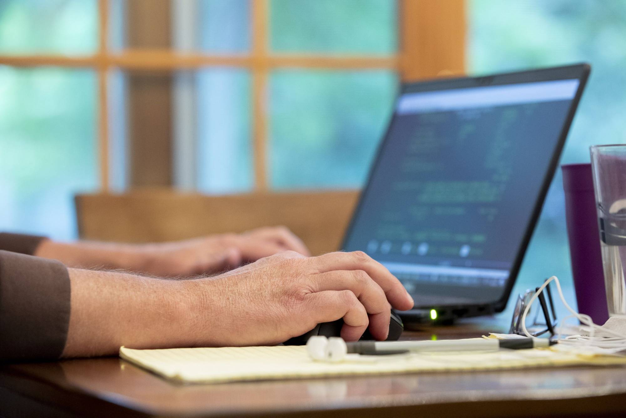 B2B Competitive Intelligence: Competitive Tracking That Works