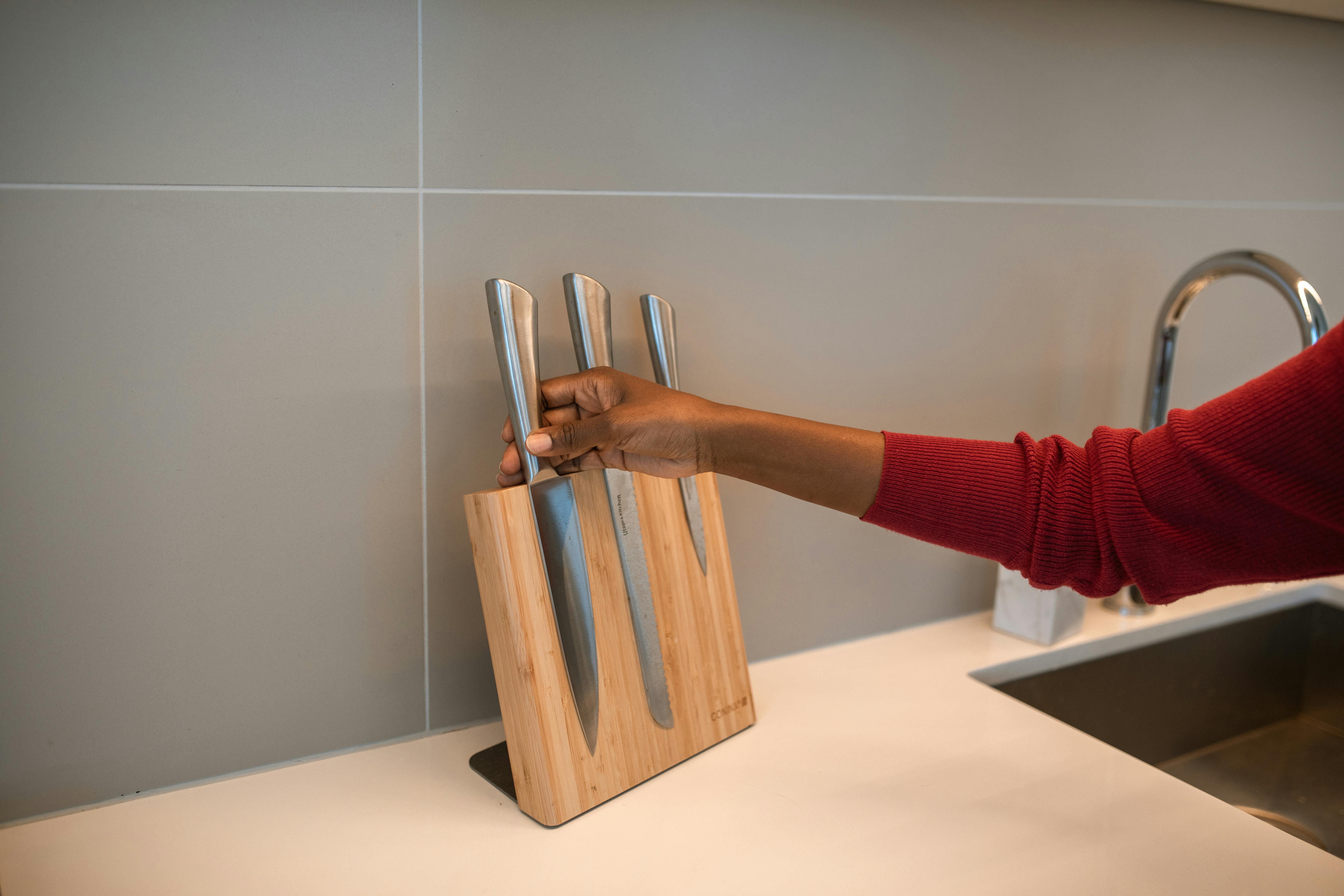 Knife Set NZ: The Complete Cutting Solution for Every Kitchen
