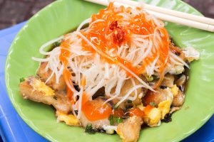 160524092144-vietnam-street-food-bot-chien