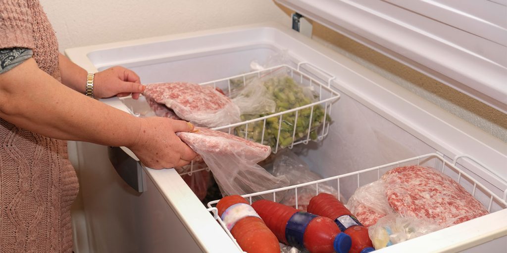 8de576c127a1-chest-freezer